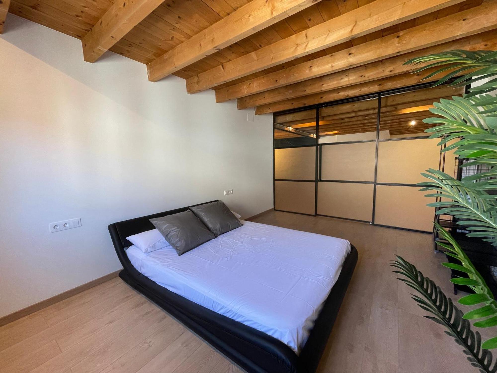 Manresa Industrial Home Exterior foto